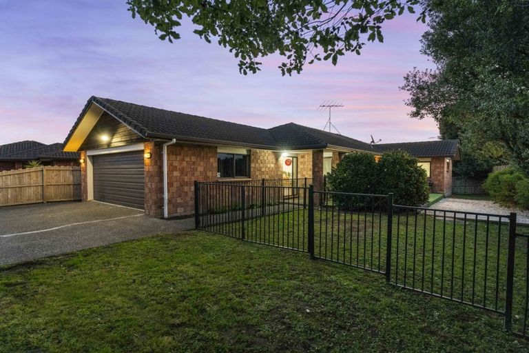 Photo of property in 20 Milson Drive, Papakura, 2110