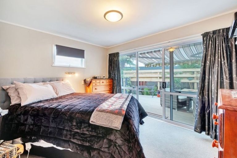 Photo of property in 9 Alf Walker Place, Papakura, 2110