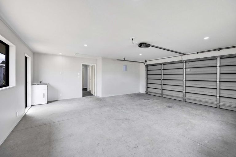 Photo of property in 1 Douglas Street, Hawera, 4610