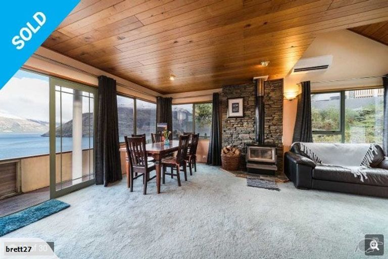 Photo of property in 1b Caples Place, Fernhill, Queenstown, 9300