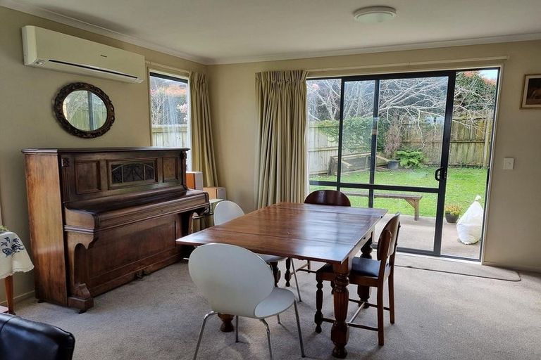 Photo of property in 26 Glen Bay Close, Pinehill, Auckland, 0632