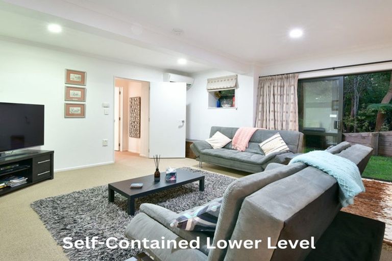 Photo of property in 9 Grovenor Drive, Orewa, 0931