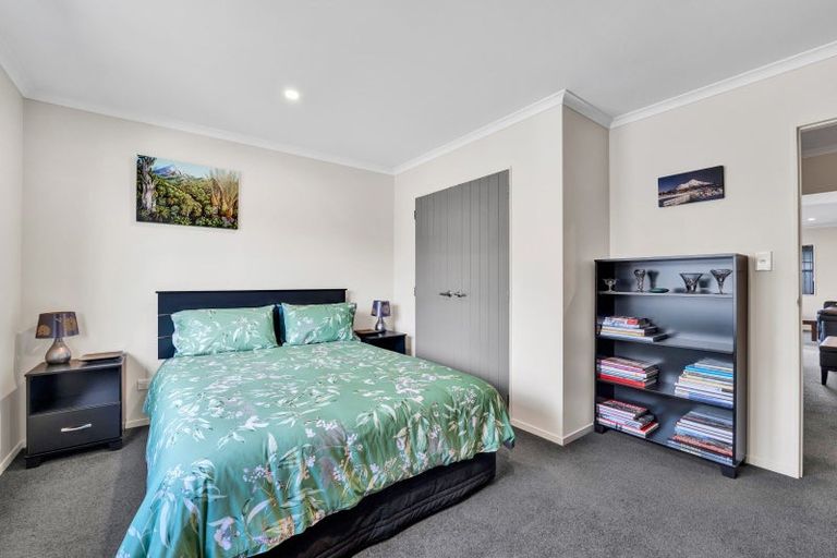 Photo of property in 38 Montague Grove, Stratford, 4332