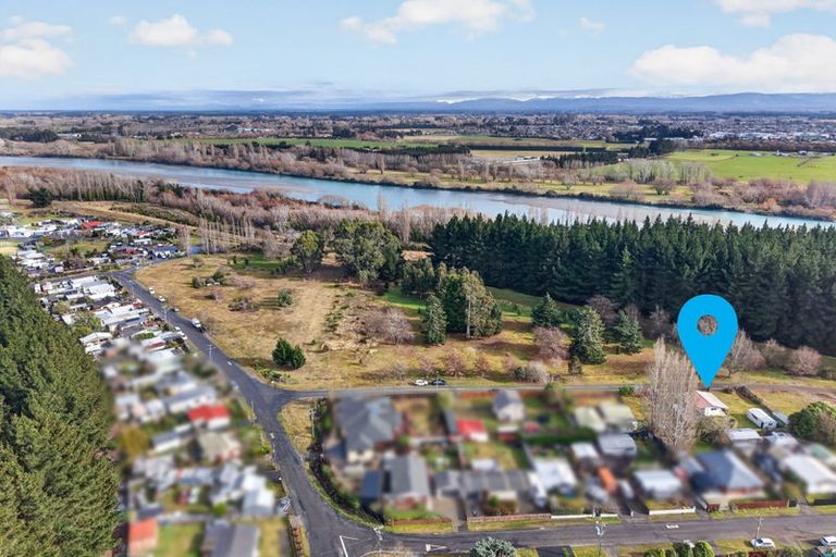 Photo of property in 161 Riverlea Estate Drive, Kainga, Christchurch, 8083
