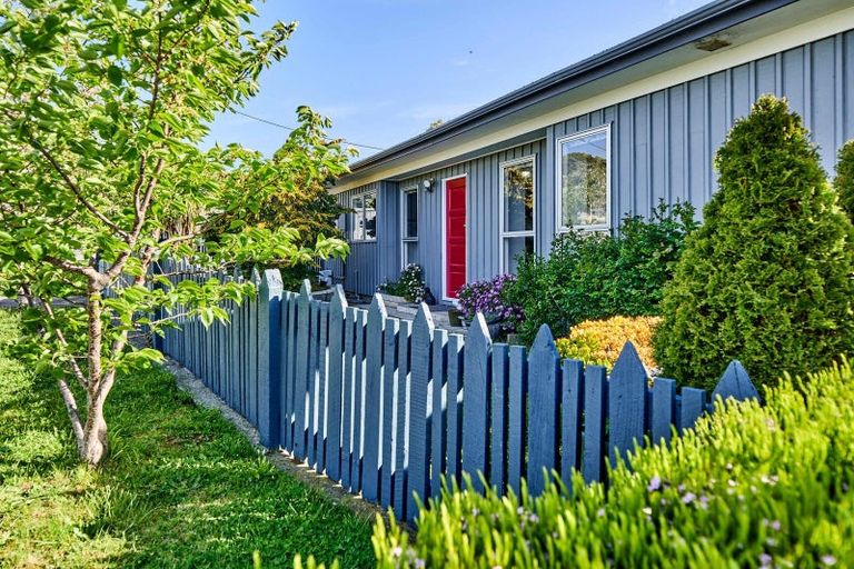 Photo of property in 15 Tukanae Street, Strathmore Park, Wellington, 6022