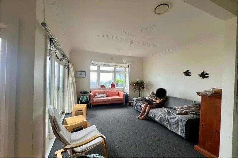 Photo of property in 88 Mortimer Terrace, Brooklyn, Wellington, 6021