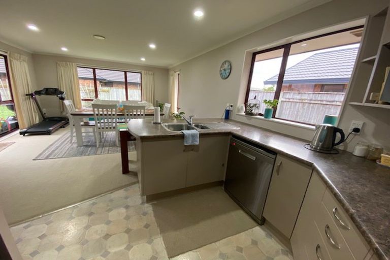 Photo of property in 49 Branigan Parade, Kelvin Grove, Palmerston North, 4414