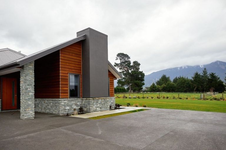 Photo of property in 67 Titoki Drive, Kaikoura Flat, Kaikoura, 7371
