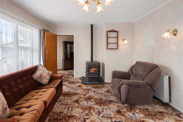 Photo of property in 6 Whelan Place, Hei Hei, Christchurch, 8042