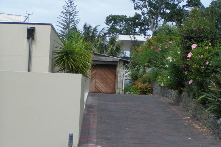 Photo of property in 37 Ewen Street, Hauraki, Auckland, 0622