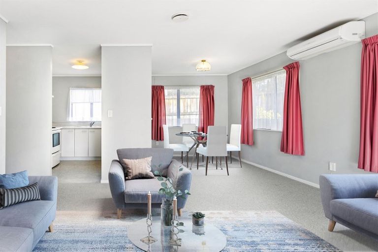 Photo of property in 47 Glenview Road, Glen Eden, Auckland, 0602