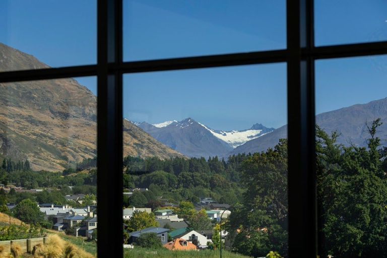 Photo of property in Meadowstone Alpha Series, 106 West Meadows Drive, Wanaka, 9305