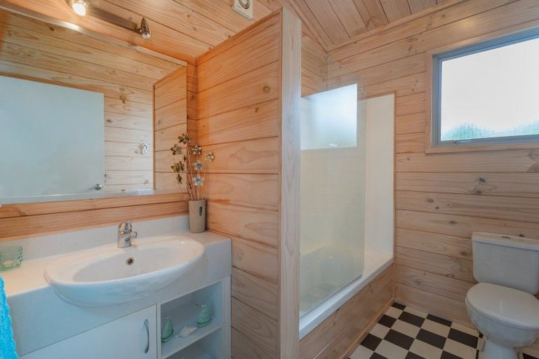 Photo of property in 132 Harbour Drive, Matarangi, Whitianga, 3592