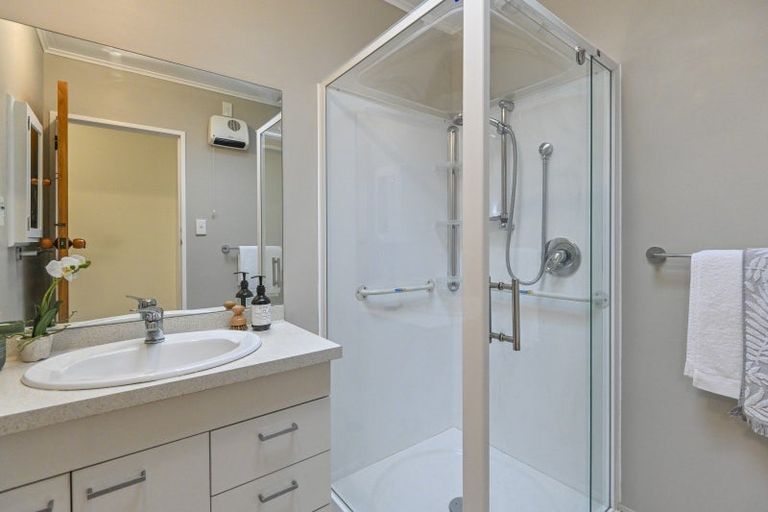 Photo of property in 602 Avenue Road West, Saint Leonards, Hastings, 4120