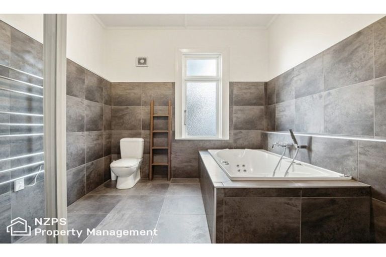 Photo of property in 9 Allandale Road, Saint Clair, Dunedin, 9012