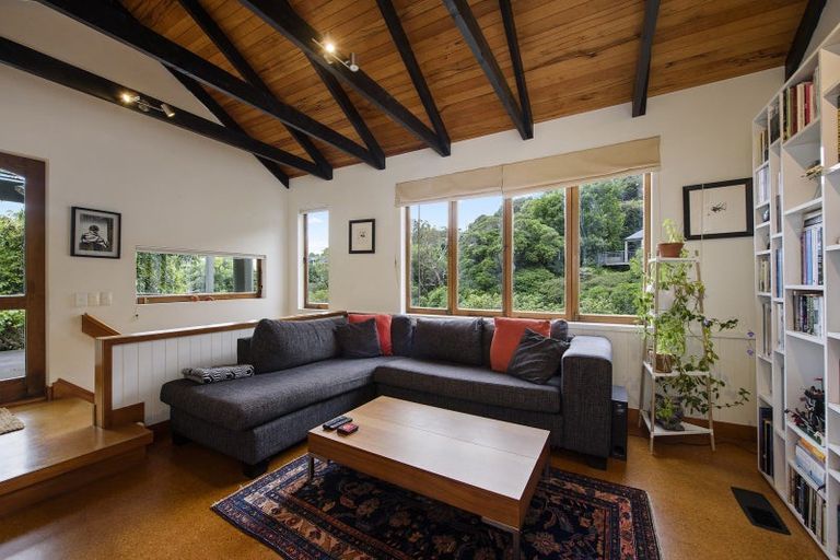 Photo of property in 16 Mairangi Road, Wadestown, Wellington, 6012