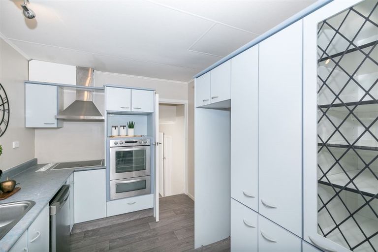 Photo of property in 45 Cecil Street, St Andrews, Hamilton, 3200