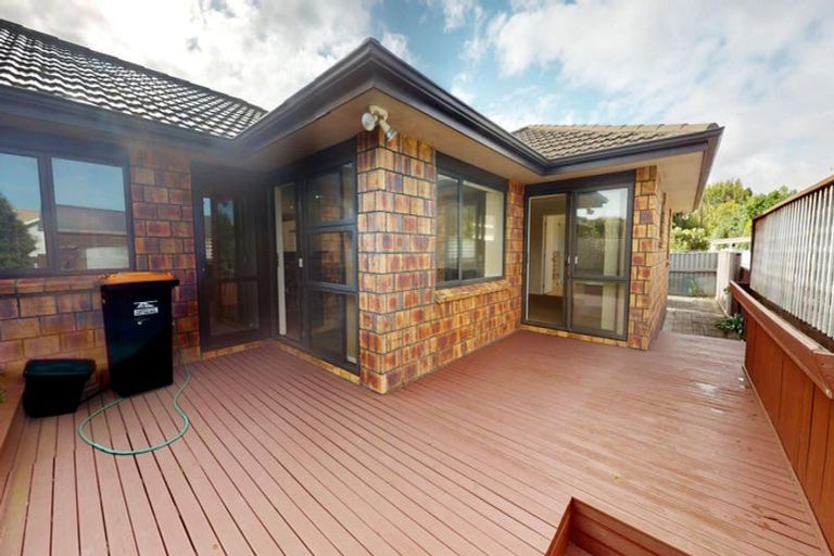 Photo of property in 9 Holly Court, Palmerston North, 4410