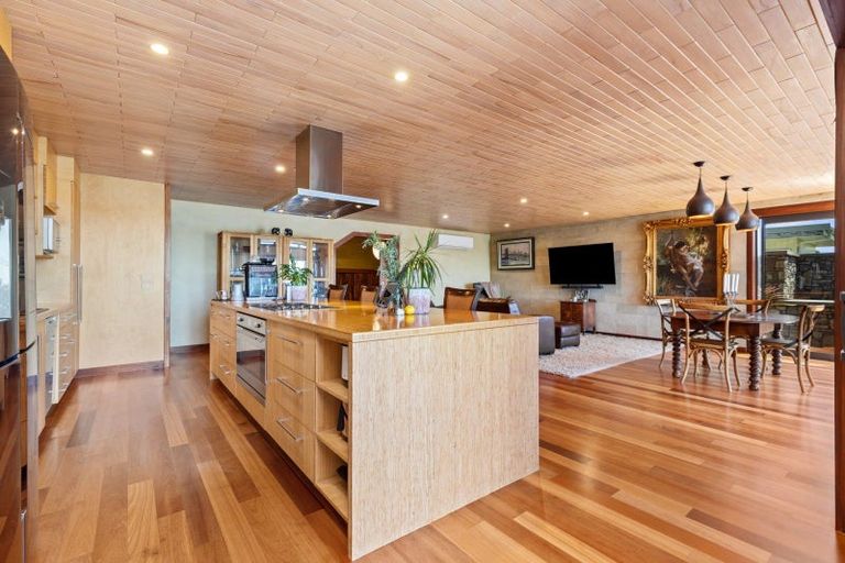 Photo of property in 177 Welcome Bay Road, Welcome Bay, Tauranga, 3112