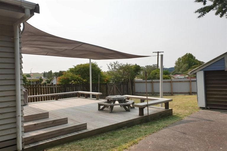 Photo of property in 9 Manuka Terrace, Mangakino, 3421