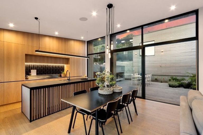 Photo of property in 92d Governors Bay Road, Cass Bay, Lyttelton, 8971