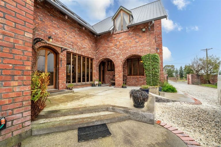 Photo of property in 20 Saint Leonards Road, Temuka, 7920