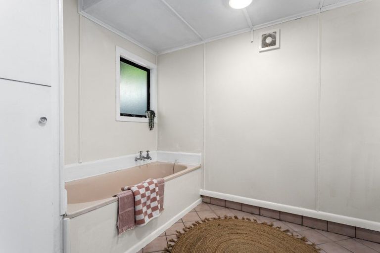 Photo of property in 90 Pohutukawa Avenue, Ohope, 3121