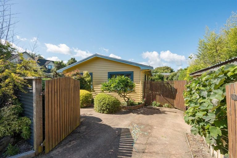 Photo of property in 27 Martin Street, Monaco, Nelson, 7011