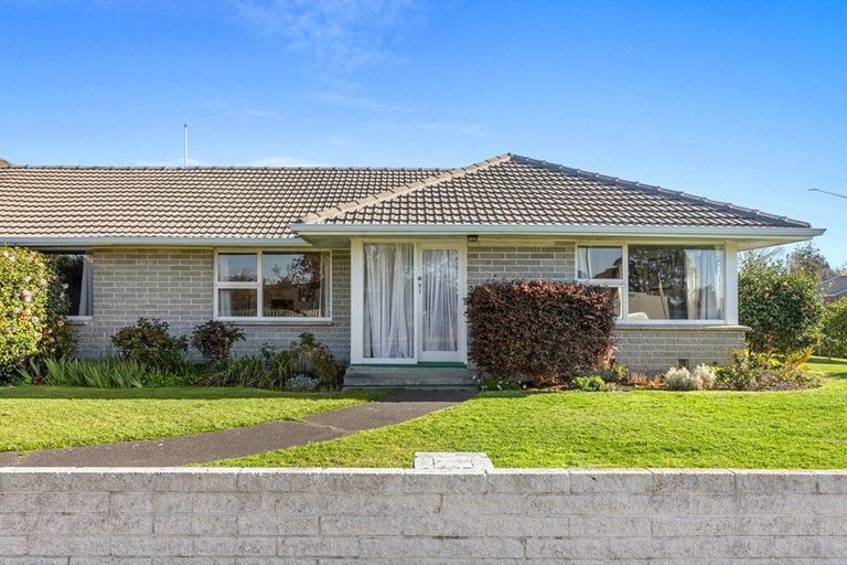 Photo of property in 1/175 Kendal Avenue, Burnside, Christchurch, 8053