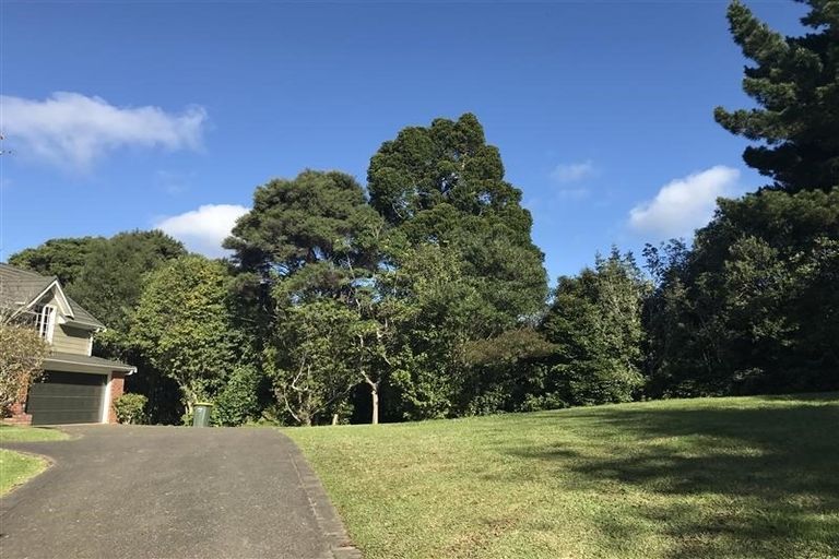 Photo of property in 26 Awhiorangi Promenade, Swanson, Auckland, 0816
