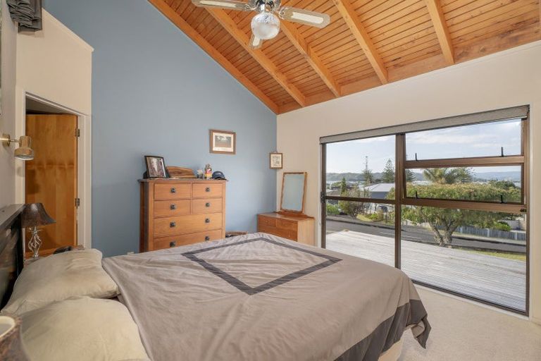 Photo of property in 28 Centennial Drive, Whitianga, 3510