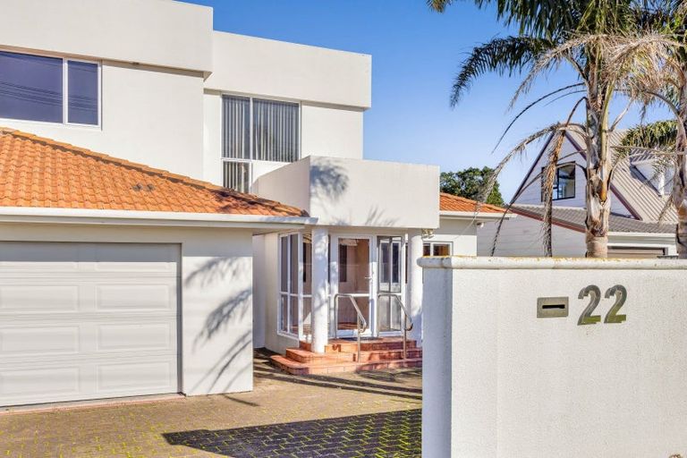 Photo of property in 22 Fox Street, Opunake, 4616