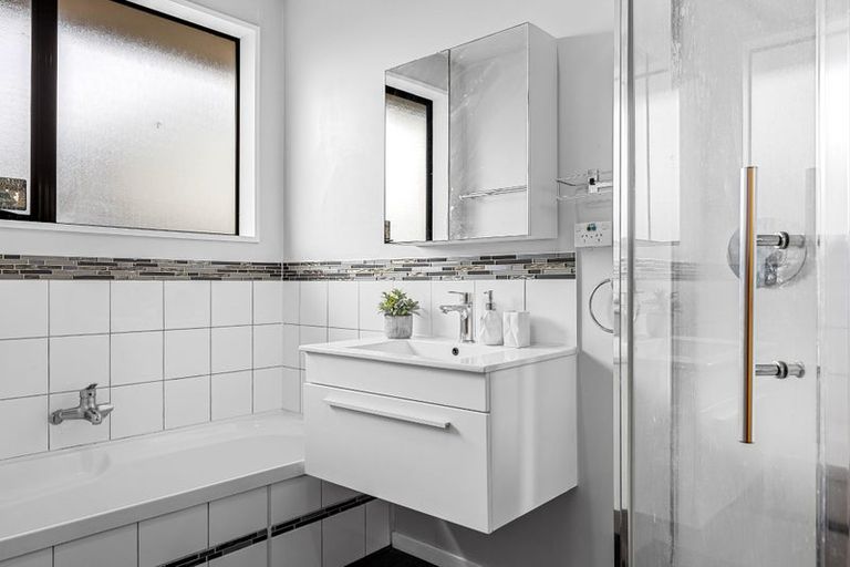 Photo of property in 3/361 Main South Road, Hornby, Christchurch, 8042