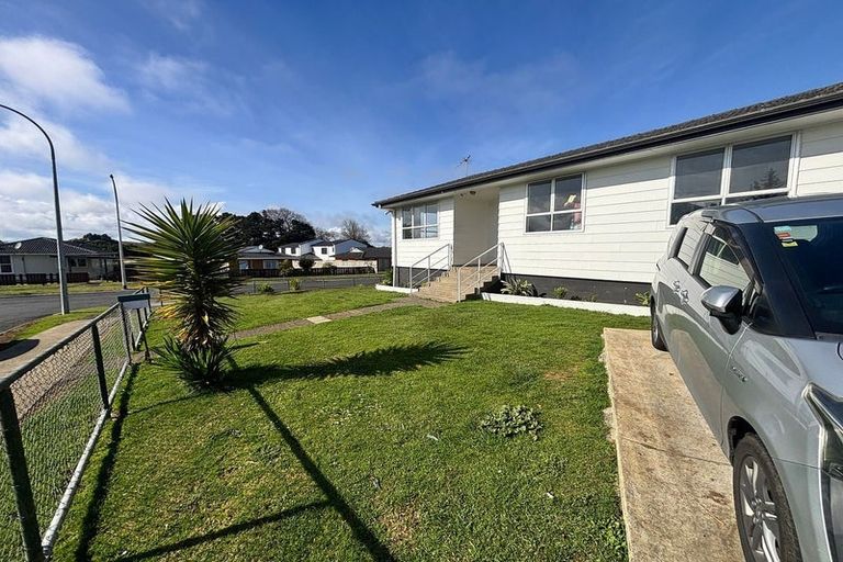 Photo of property in 2 Arnhem Place, Pukekohe, 2120