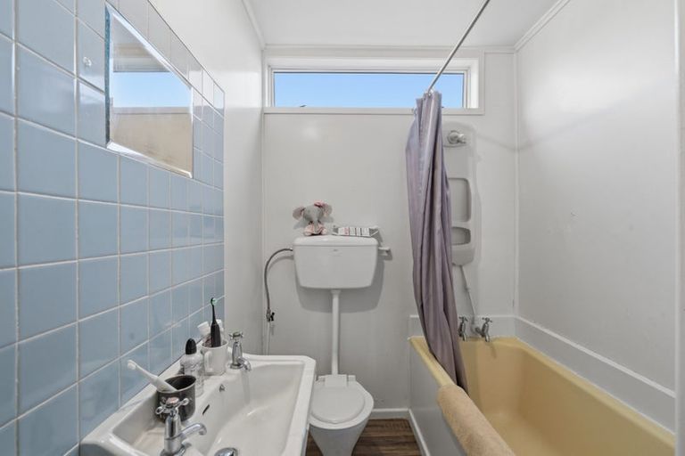 Photo of property in 64 Tramway Road, Strathern, Invercargill, 9812