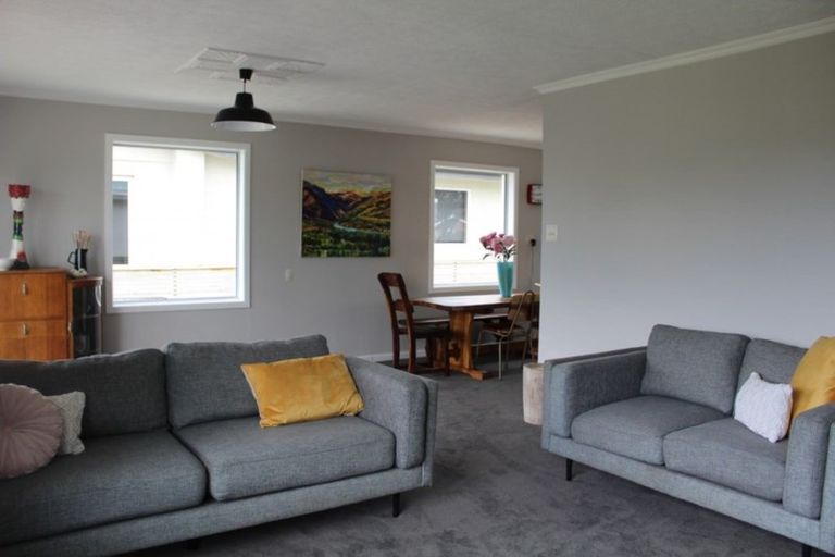 Photo of property in 60 Prince Street, Winton, 9720