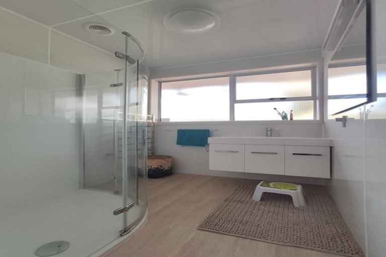 Photo of property in 37 Burwood Road, Burwood, Christchurch, 8083