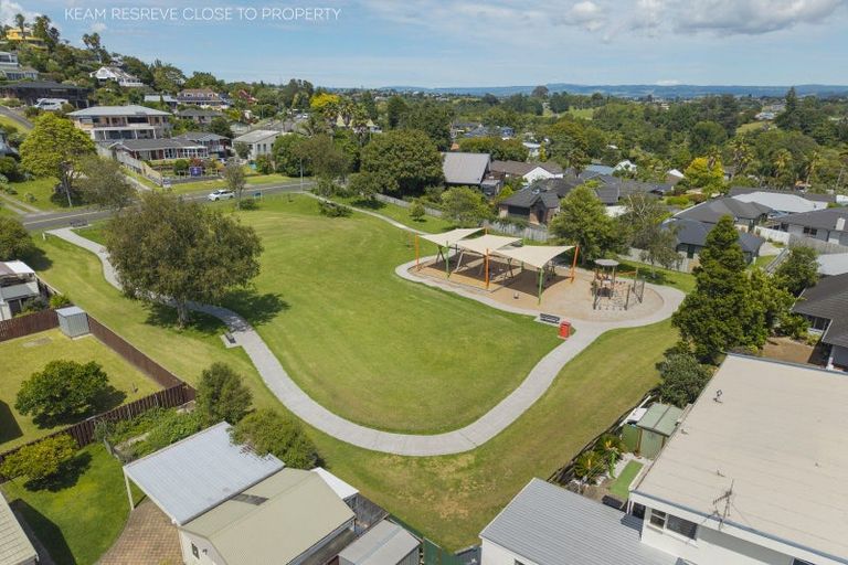 Photo of property in 7 Endeavour Avenue, Welcome Bay, Tauranga, 3112