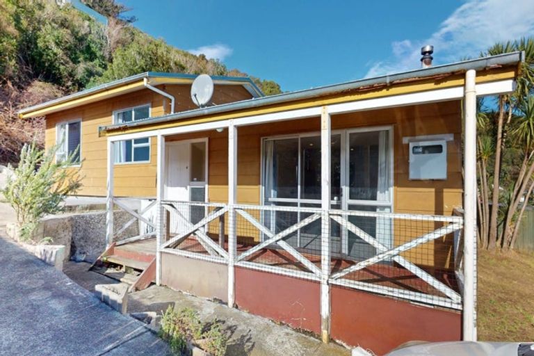 Photo of property in 53 Hazlewood Avenue, Karori, Wellington, 6012