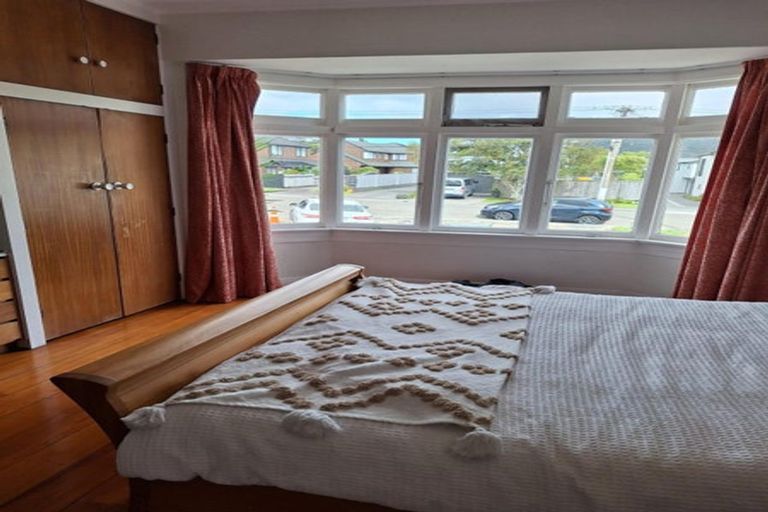 Photo of property in 8 Chamberlain Road, Karori, Wellington, 6012