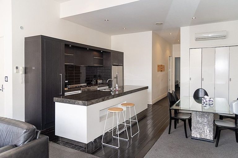 Photo of property in 6/49 Bond Street, Dunedin Central, Dunedin, 9016