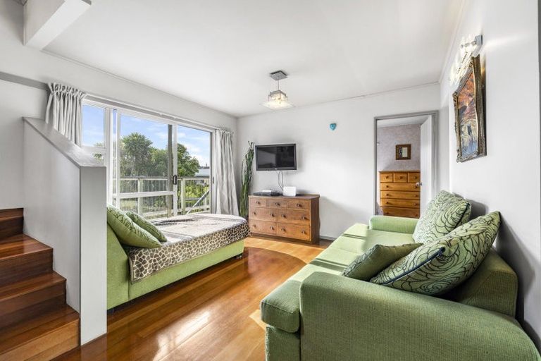 Photo of property in 6a Pokohui Avenue, Raglan, 3225