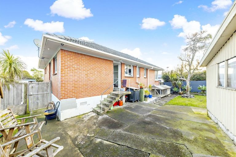 Photo of property in 147 Ennis Avenue, Pakuranga Heights, Auckland, 2010