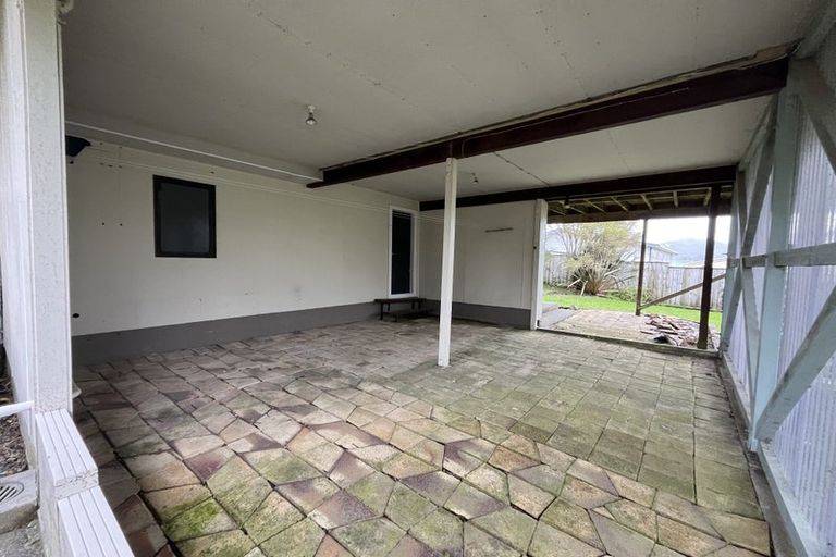 Photo of property in 18 Tyrone Grove, Wainuiomata, Lower Hutt, 5014
