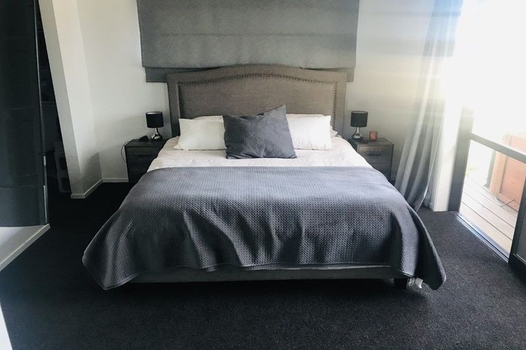 Photo of property in 16 Charlotte Drive, Omokoroa, 3114