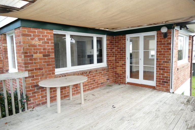 Photo of property in 77 Lake Road, Devonport, Auckland, 0622