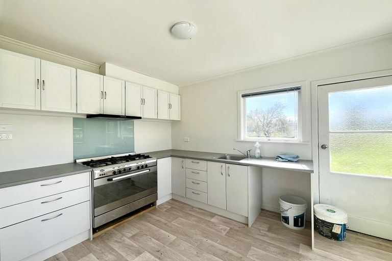 Photo of property in 1/11 Alston Avenue, Kelston, Auckland, 0602