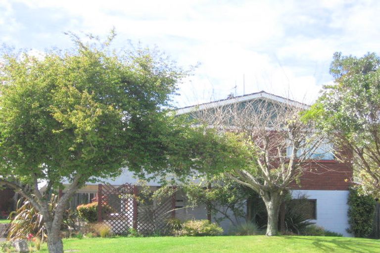 Photo of property in 7 Burton Place, Owhata, Rotorua, 3010
