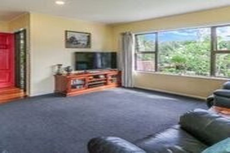 Photo of property in 26 Mclaren Place, Chedworth, Hamilton, 3210