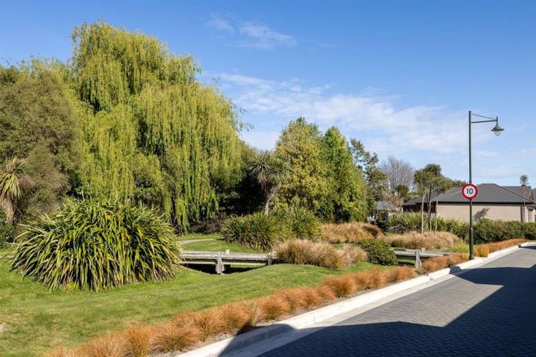 Photo of property in 22 Streamside Court, Woolston, Christchurch, 8062